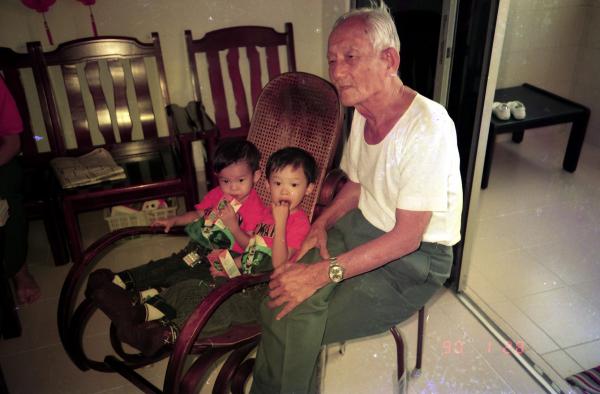 1988 - Chan Pak Lin with Grandsons Derrick Woon and Eric Woon
