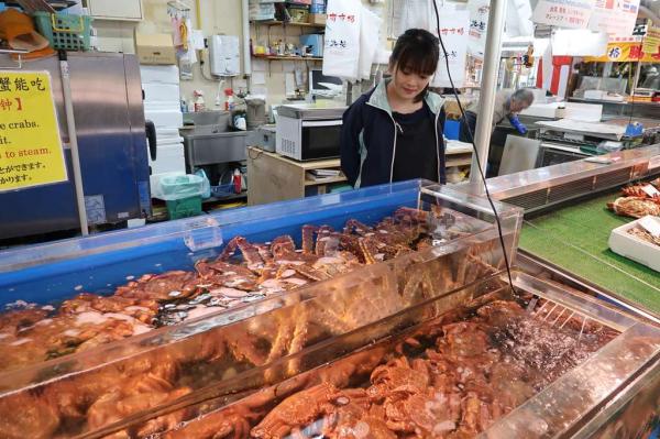 Kushiro Washo Market Crabs