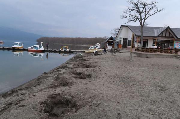 Sunayo Onsen Pier and main Cafteria
