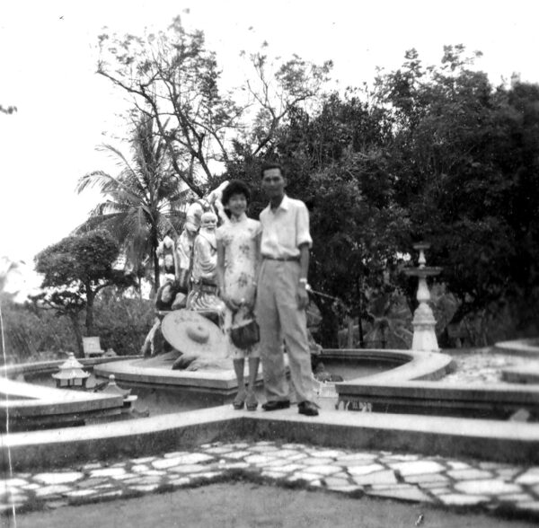 1959 Father Mother @ Har Par Villa