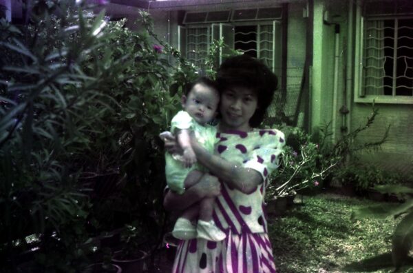 1986 - Derrick Woon Visiting Katong during Chinese New Year — photo