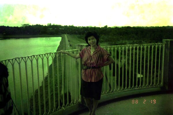 1988 Derrick and Eric Woon visit to Seletar Reservoir