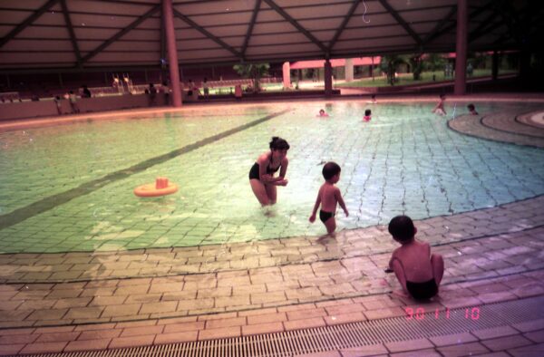 1990 Derrick and Eric at Bukit Batok Swimming Pool