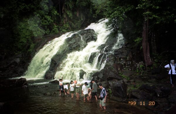 1999 Visit to Kota Tinggi Waterfalls with Lau Family